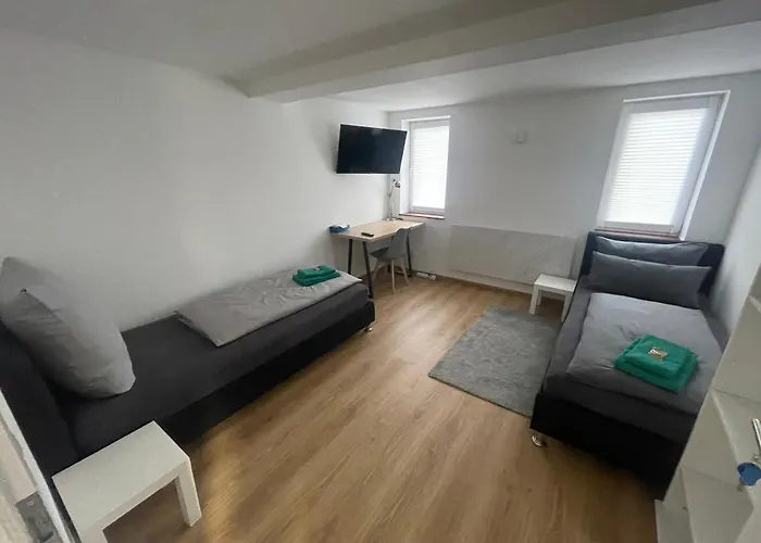 Exklusive Zimmer Mit Geteiltem Bad Und Kueche Kg
