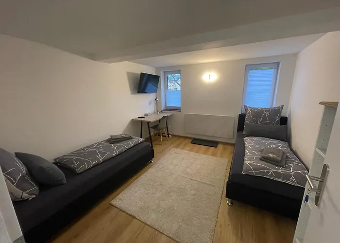 Exklusive Zimmer Mit Geteiltem Bad Und Kueche Kg