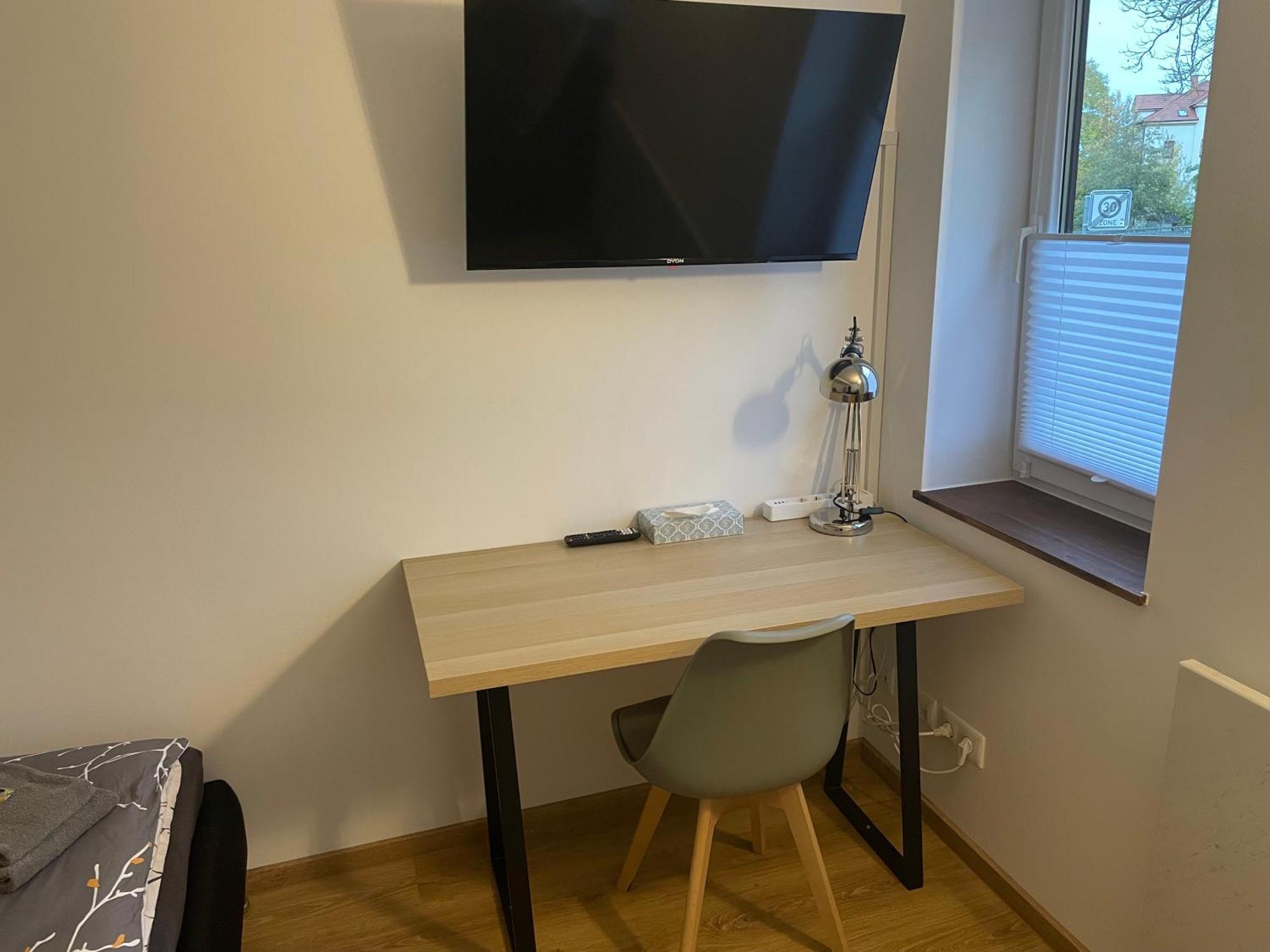 Exklusive Mit Geteiltem Bad Und Kueche Kg Apartment *
