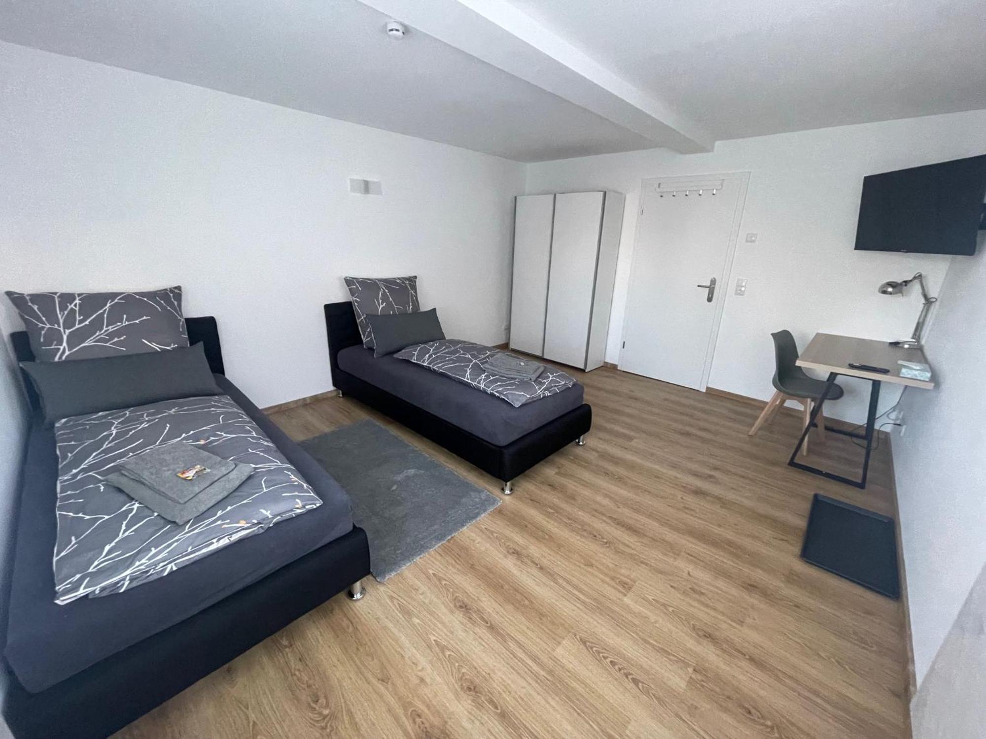 Apartment Exklusive Mit Geteiltem Bad Und Kueche Kg *